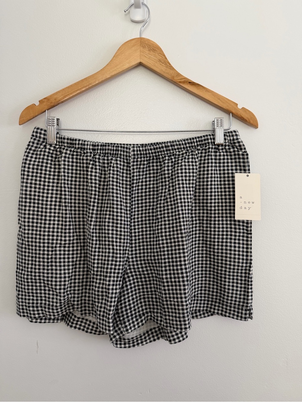 a new day Black & White Gingham Elastic Waist Shorts